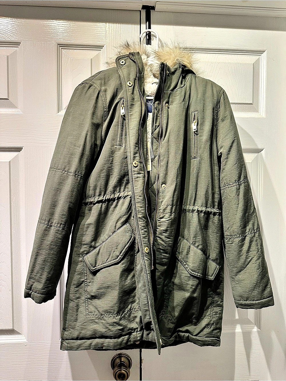 American Eagle Parka Green Parka Size Medium Like New
